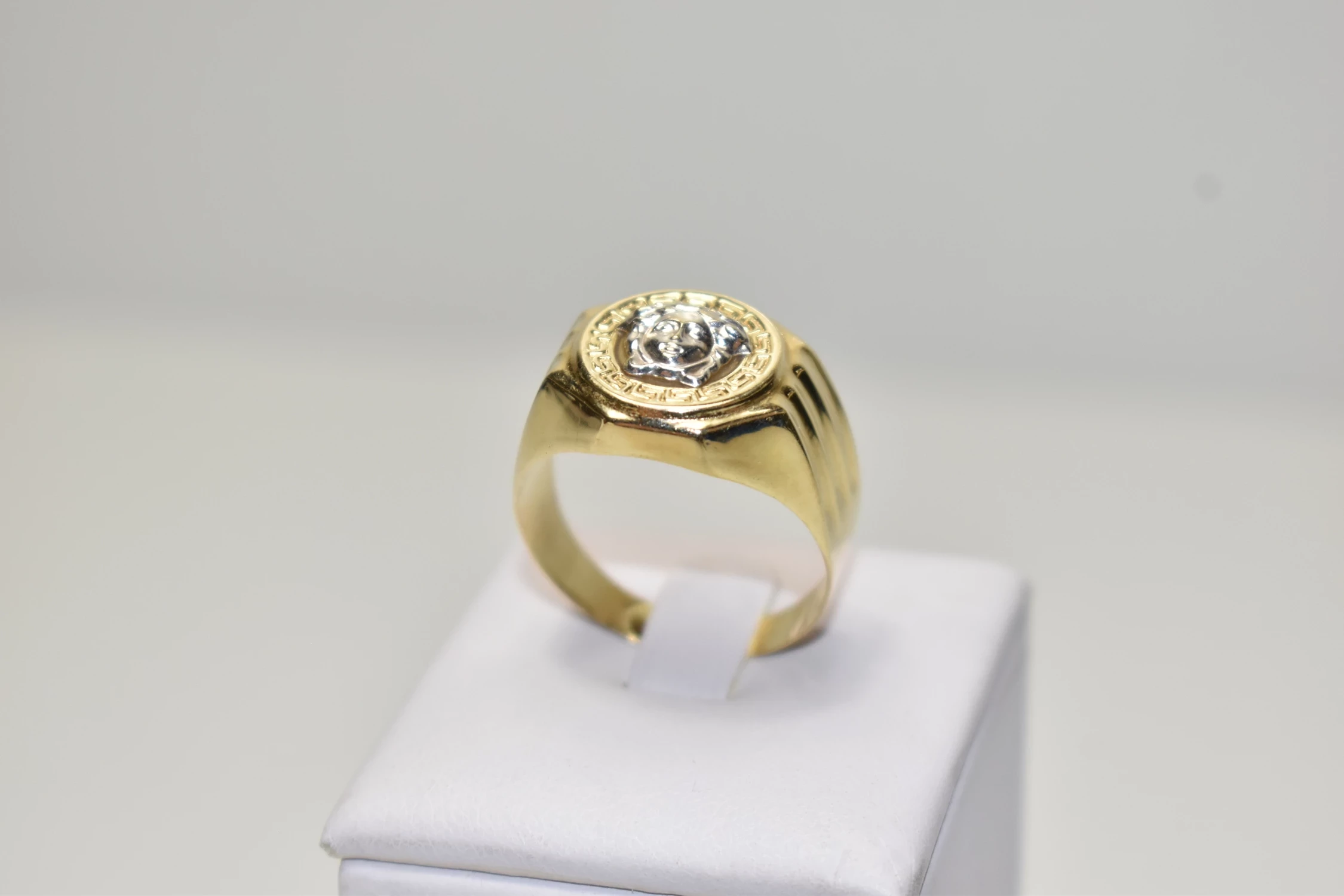 cudowny-zloty-sygnet-versace-585-465g-r30-dworcowa-2-leszno-gold-fish