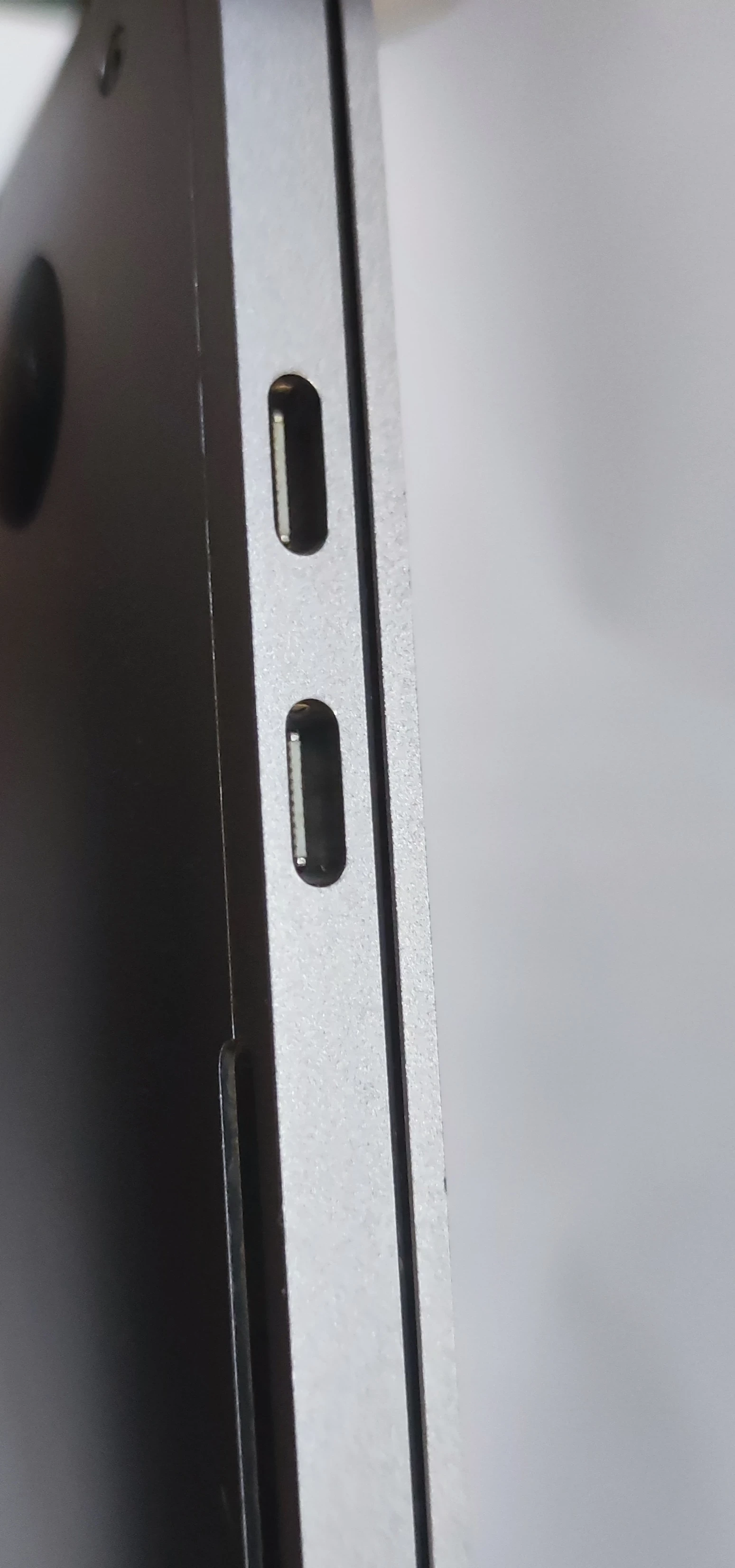 apple-macbook-pro-a1990-15-kod-producenta-a1990