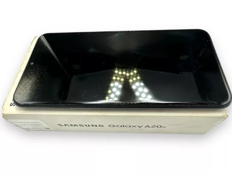 telefon-samsung-galaxy-a20e-typ-smartfon