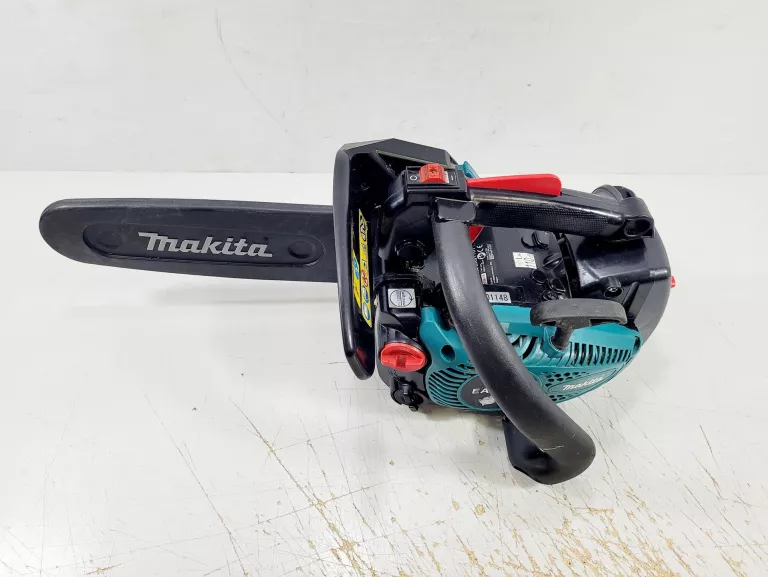 makita-ea3110t-pilarka-lancuchowa-spalinowa-stan-uzywany