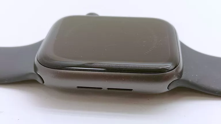 SMARTWATCH APPLE WATCH SERIES 5 GPS 44MM CZARNY