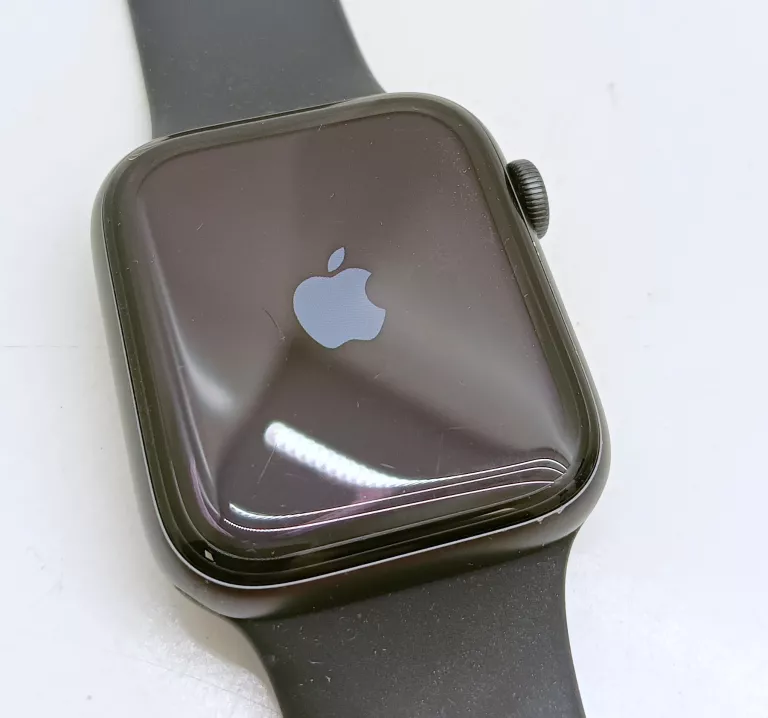 SMARTWATCH APPLE WATCH SERIES 5 GPS 44MM CZARNY