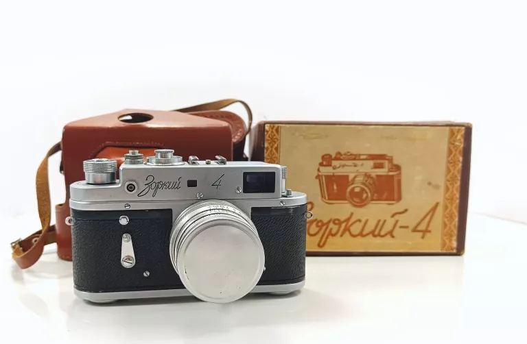 APARAT FOTOGRAFICZNY ZORKI 4 ZORKA 4 + OBIEKTYW JUPITER-8 2/50 50MM FUTER