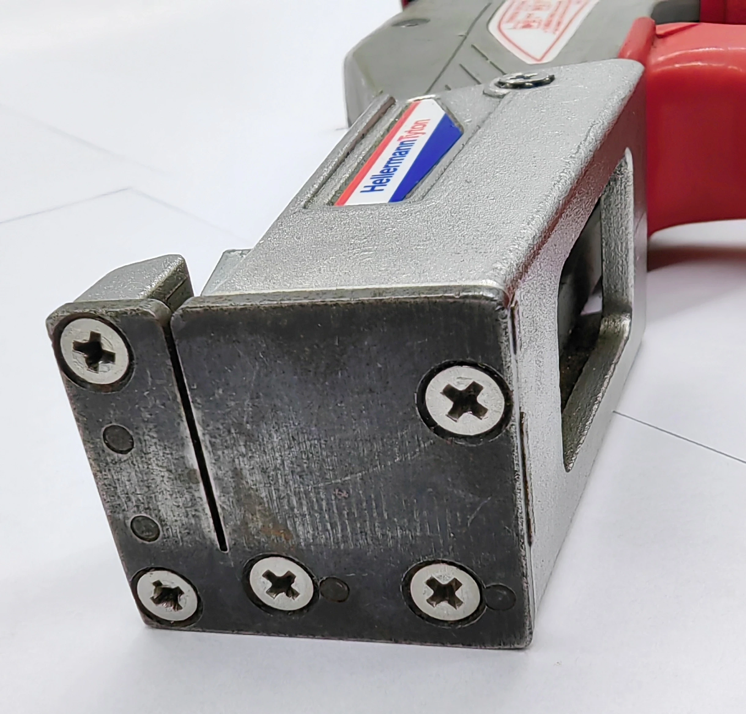 narzedzie-do-zaciagania-opasek-kablowych-hellerman-stan-uzywany