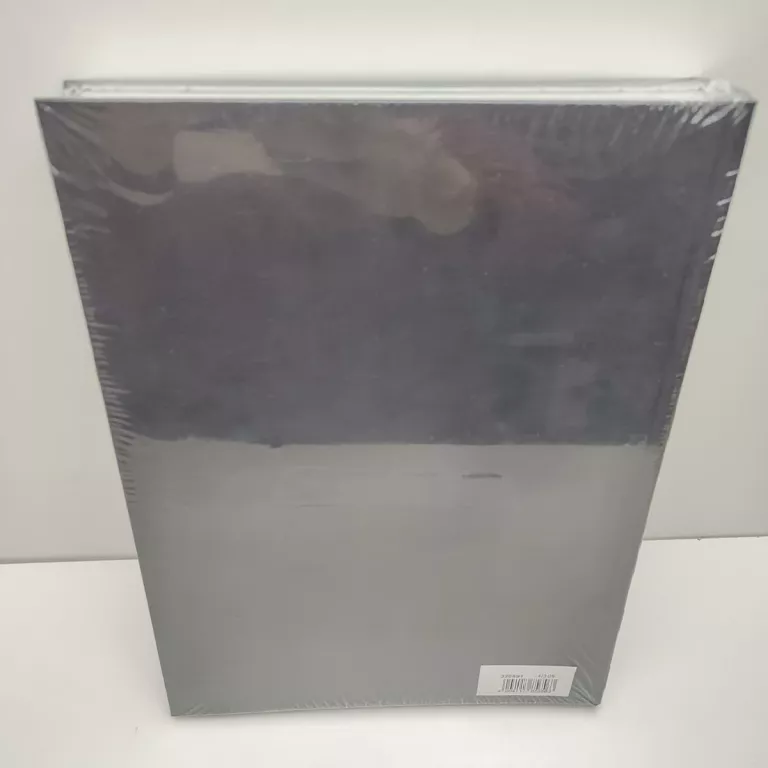 klaser-filatelistyczny-na-znaczki-60-stron-leuchtturm-marka-leuchtturm