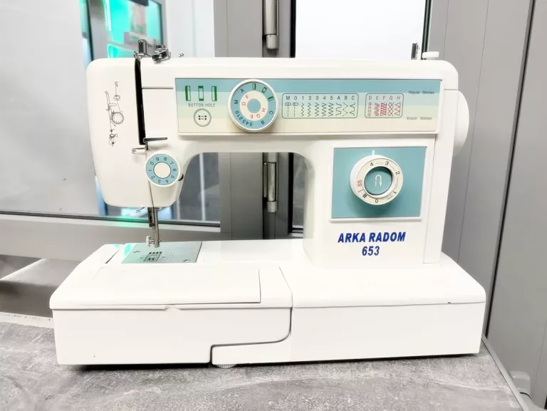 maszyna-do-szycia-arka-radom-653-model-radom