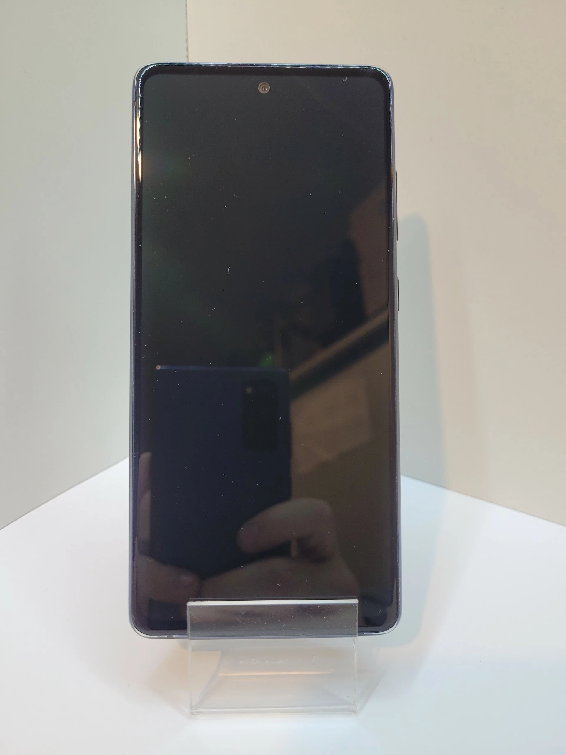 telefon-samsung-galaxy-s20-fe-komplet-pamiec-ram-6-gb