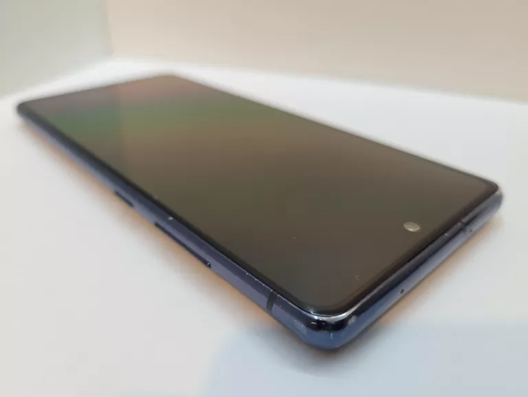 telefon-samsung-galaxy-s20-fe-komplet-wbudowana-pamiec-128-gb
