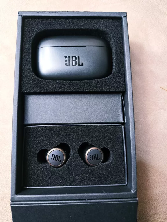 SŁUCHAWKI BEZPRZEWODOWE  JBL LIVE 300 TWS