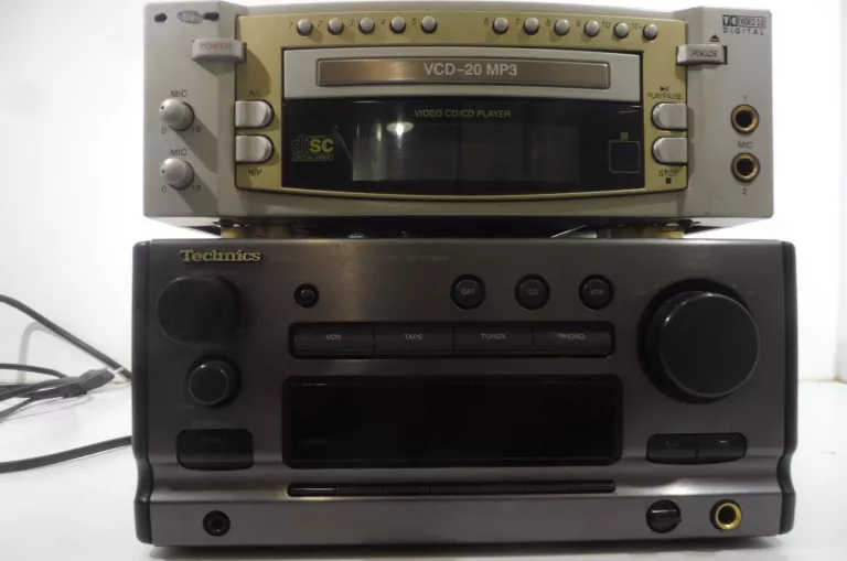SU-CH900  TECHNICS WZMACNIACZ