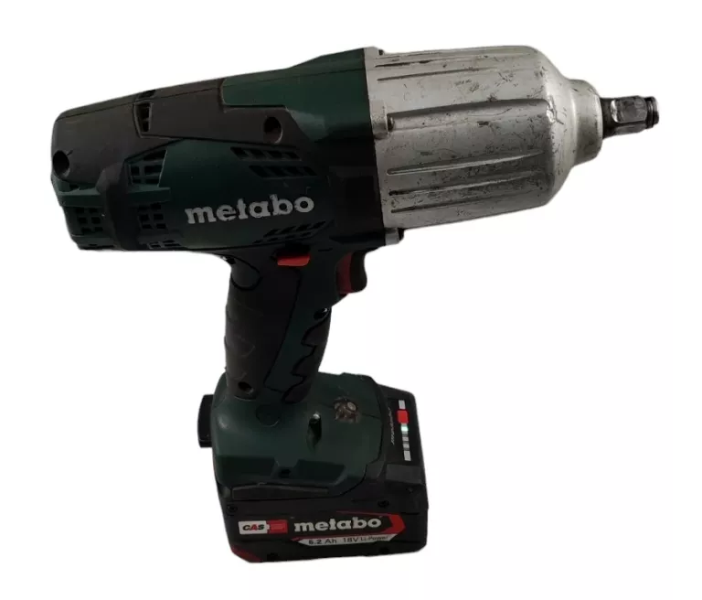 METABO ZAKRĘTAK UDAROWY SSW 18 LTX 600 + 2 X AKU 5.2AH + ŁADOWARKA