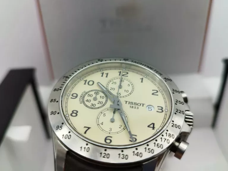 TISSOT V8 AUTOMATIC CHRONOGRAPH T106.427.16.262.00