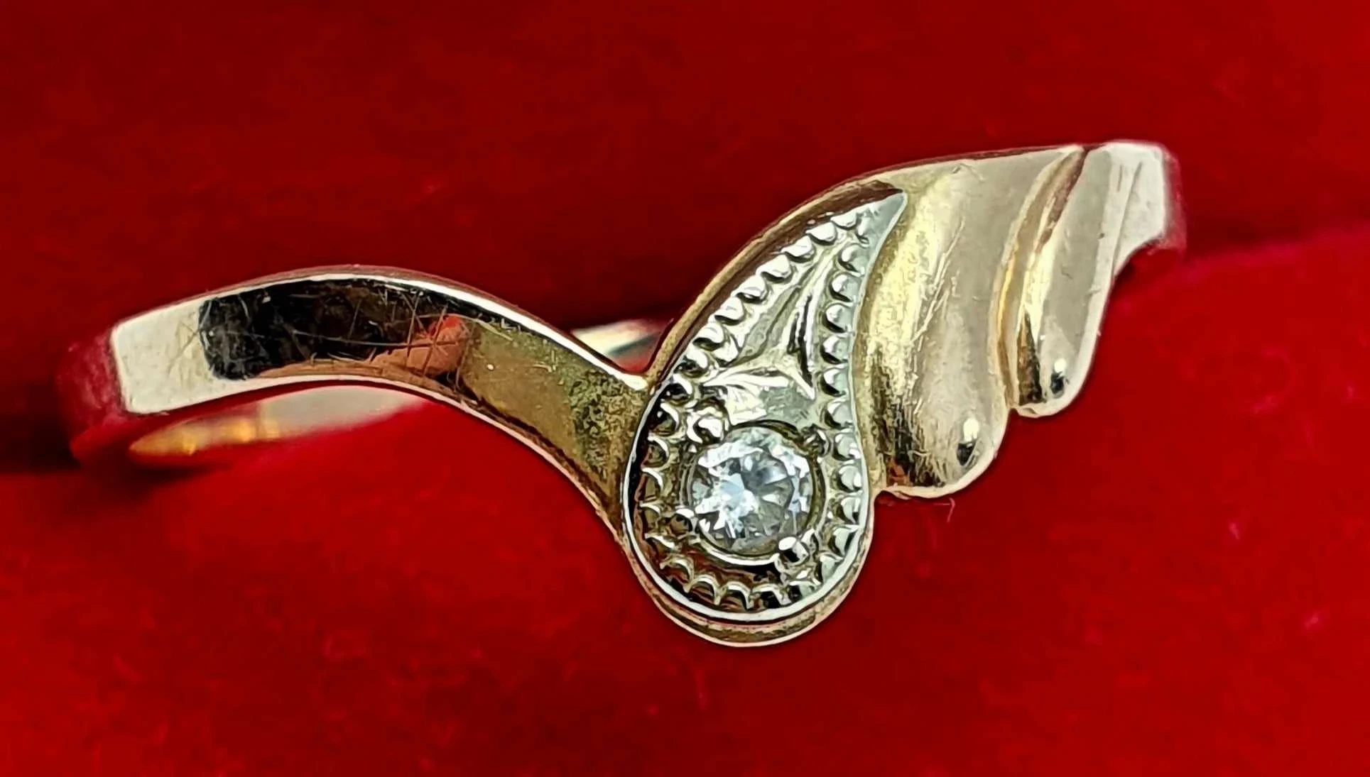 sliczny-zloty-pierscionek-216-g-585-r17-stan-11323-2