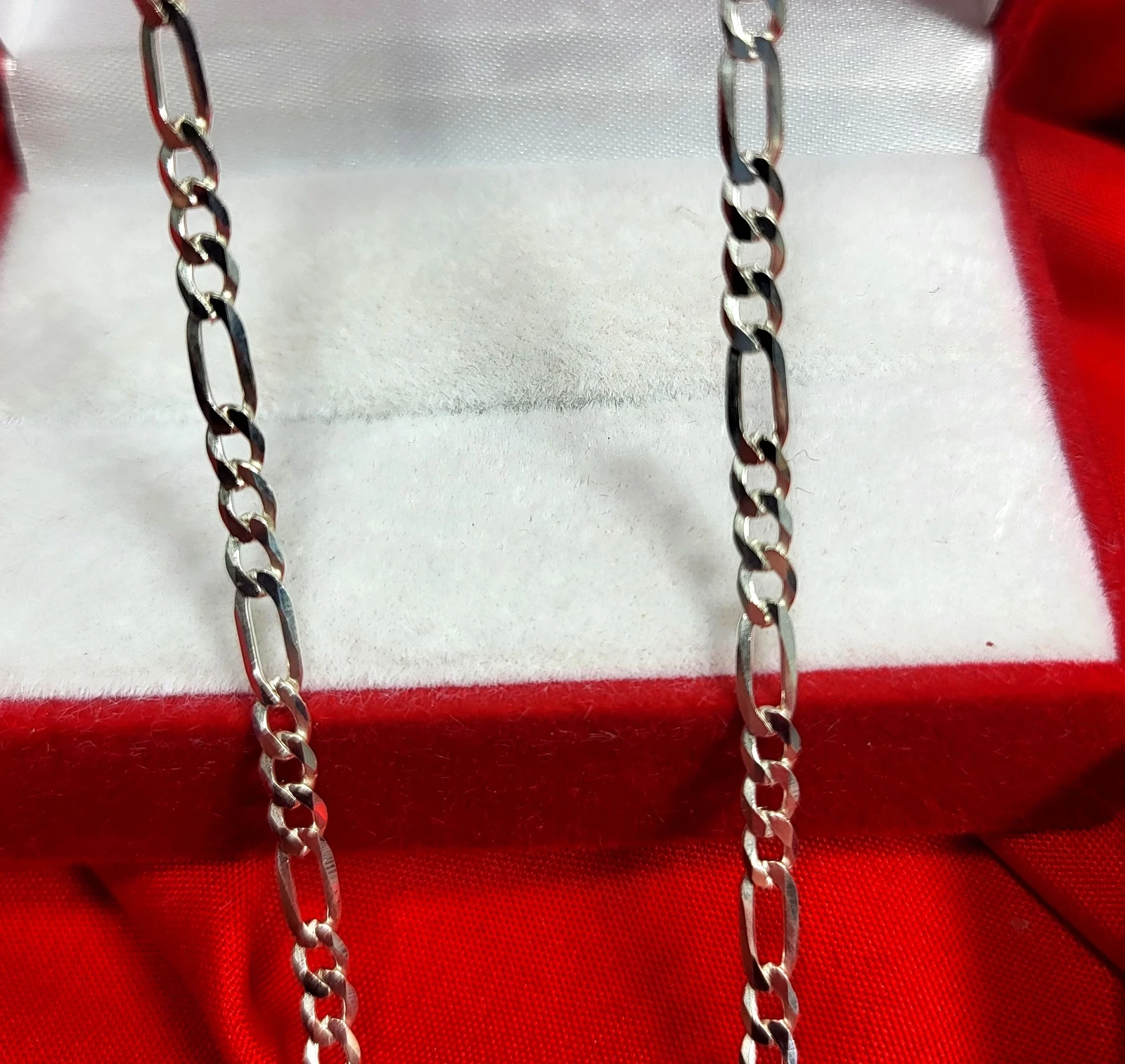 srebrny-lancuszek-figaro-p925-665g-55-cm-rodzaj-wyrob-jubilerski