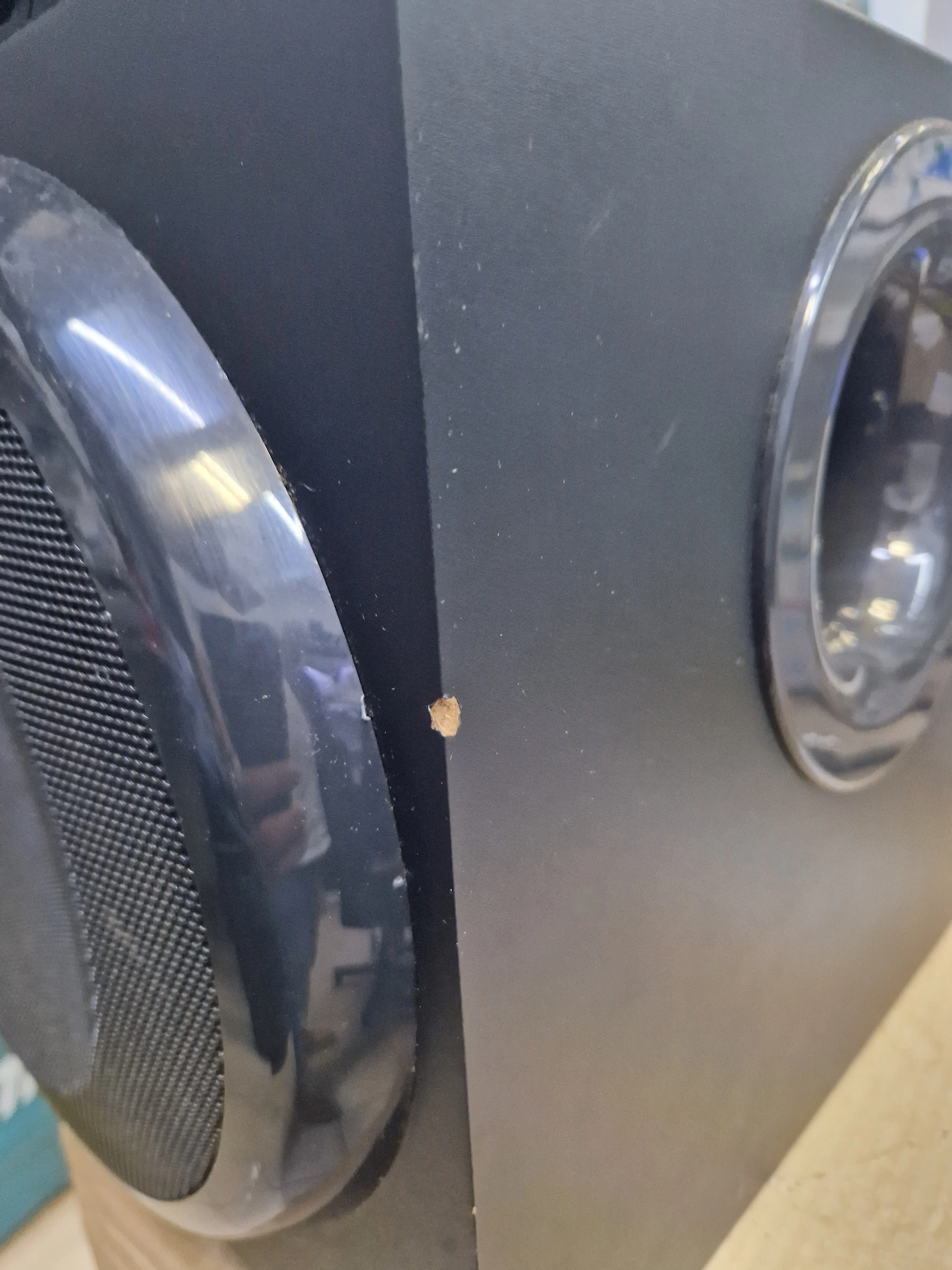 zestaw-glosnikow-51-logitech-z906-500-w-stan-uzywany