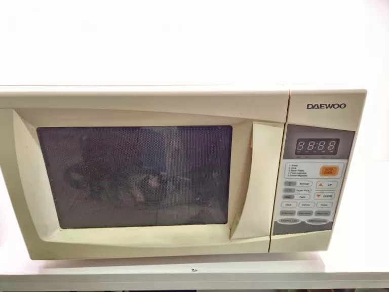 mikrofalowka-daewoo-biala-wojska-polskiego-112-swiecie