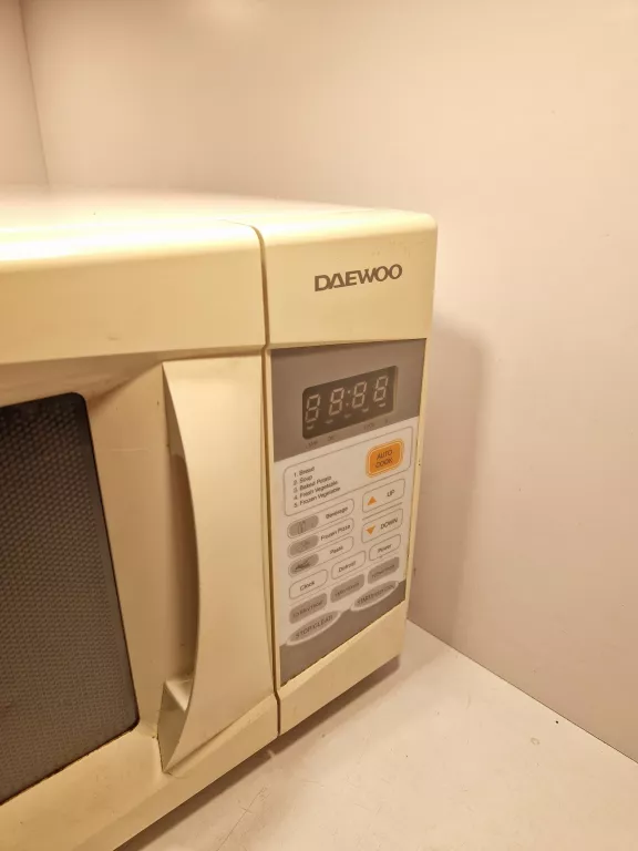 MIKROFALÓWKA DAEWOO BIAŁA