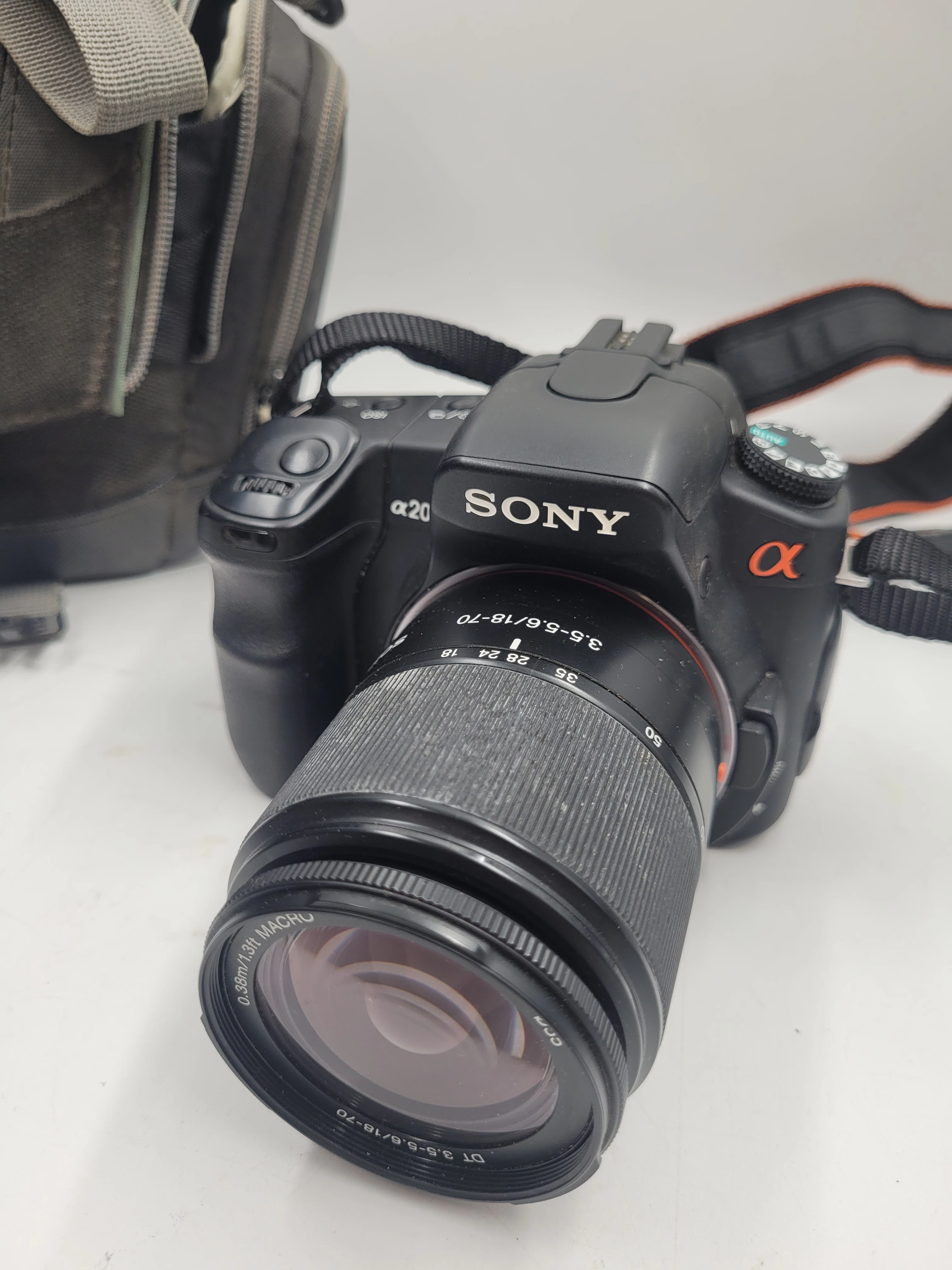 lustrzanka-sony-alpha-dslr-a200k-korpus-obiektyw-i-pokrowiec-model-dslr-a200k