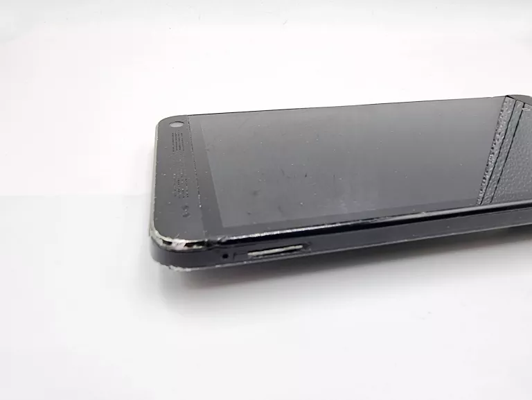 TELEFON HTC ONE M7 #OPIS