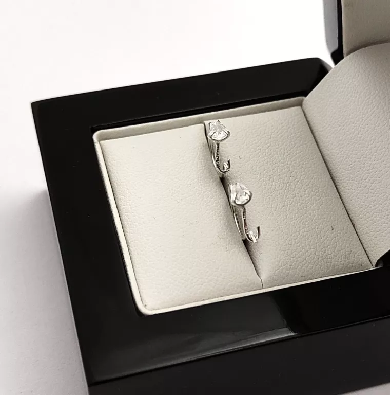 delikatne-posrebrzane-kolczyki-053-g-stan-11323-2