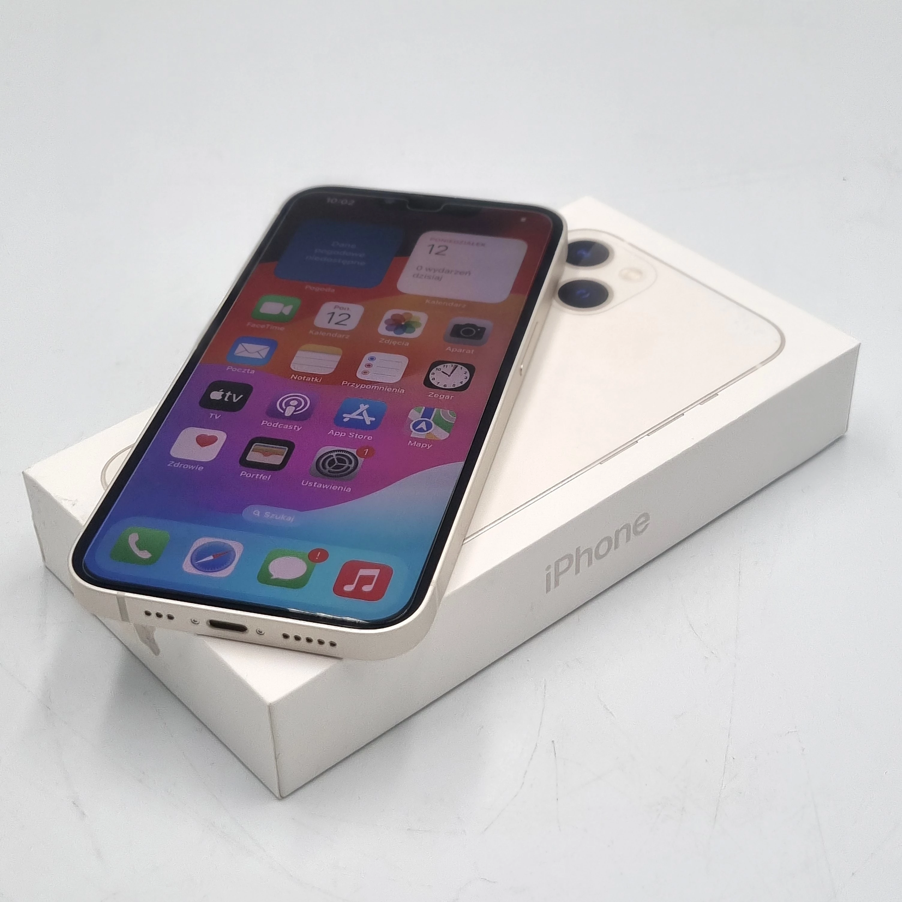 telefon-iphone-13-typ-smartfon