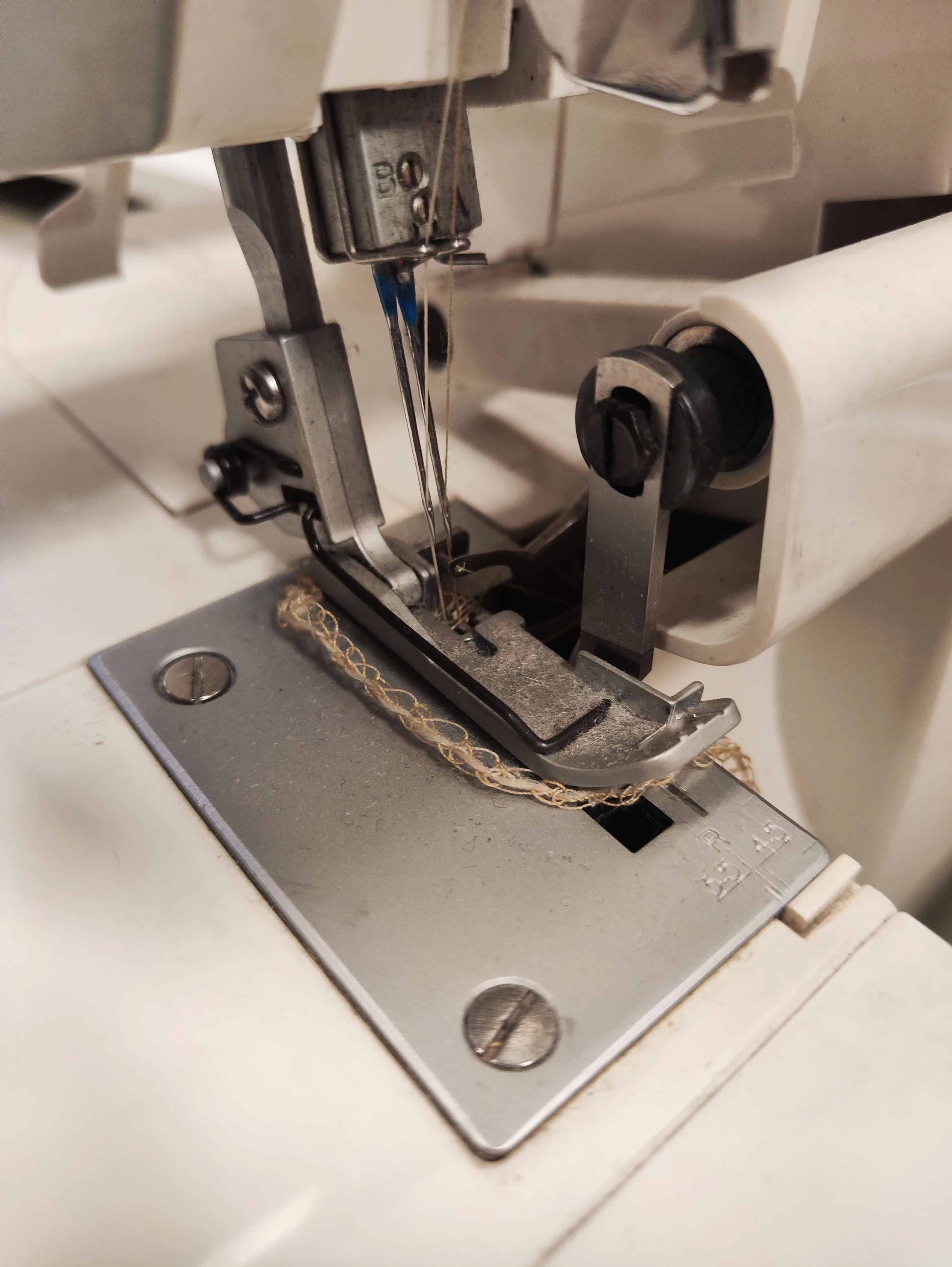 maszyna-do-szycia-singer-14sh754-model-14sh754