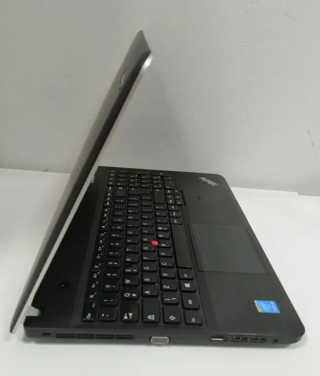 LAPTOP LENOVO THINKPAD E540 I3 8GB/ 256GB SSD