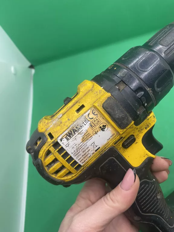 wkretarka-dewalt-dcd730-3-akumulatory-144v-ladowarka-ean-gtin-5035048296967