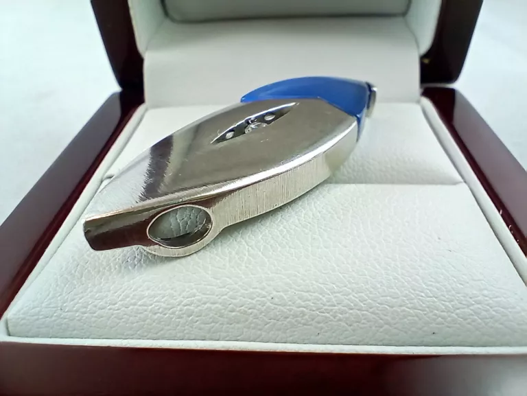 srebrna-zawieszka-z-niebieskim-szklem-990gr-925pr-kamien-17088-128