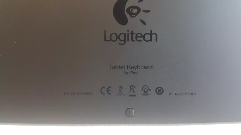 LOGITECH TABLET KEYBOARD IPAD  STAN IDEALNY