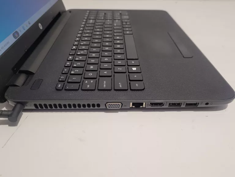 laptop-156-hp-model-255-g4-zestaw-przekatna-ekranu-1560