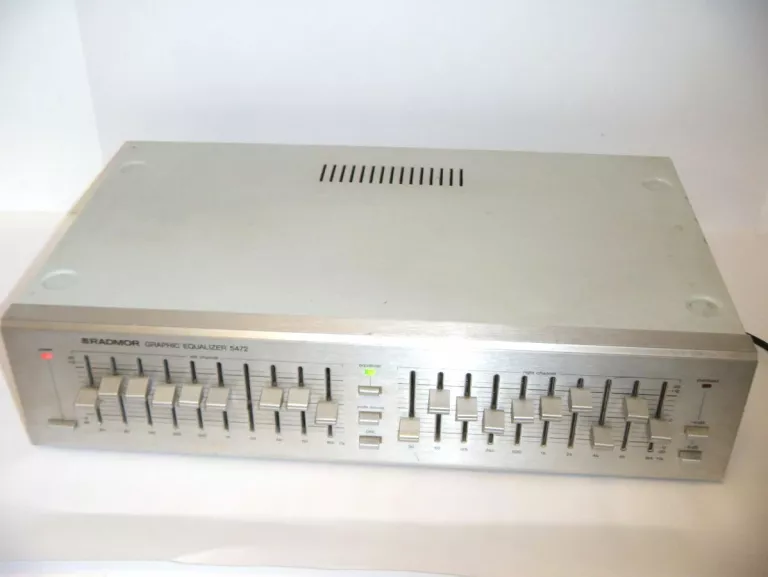 graficzny-equalizer-radmor-5472-targowa-7-leczna