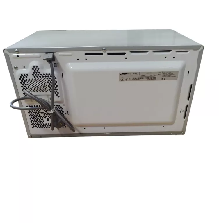 kuchenka-mikrofalowa-samsung-mw73b-s-moc-mikrofal-800