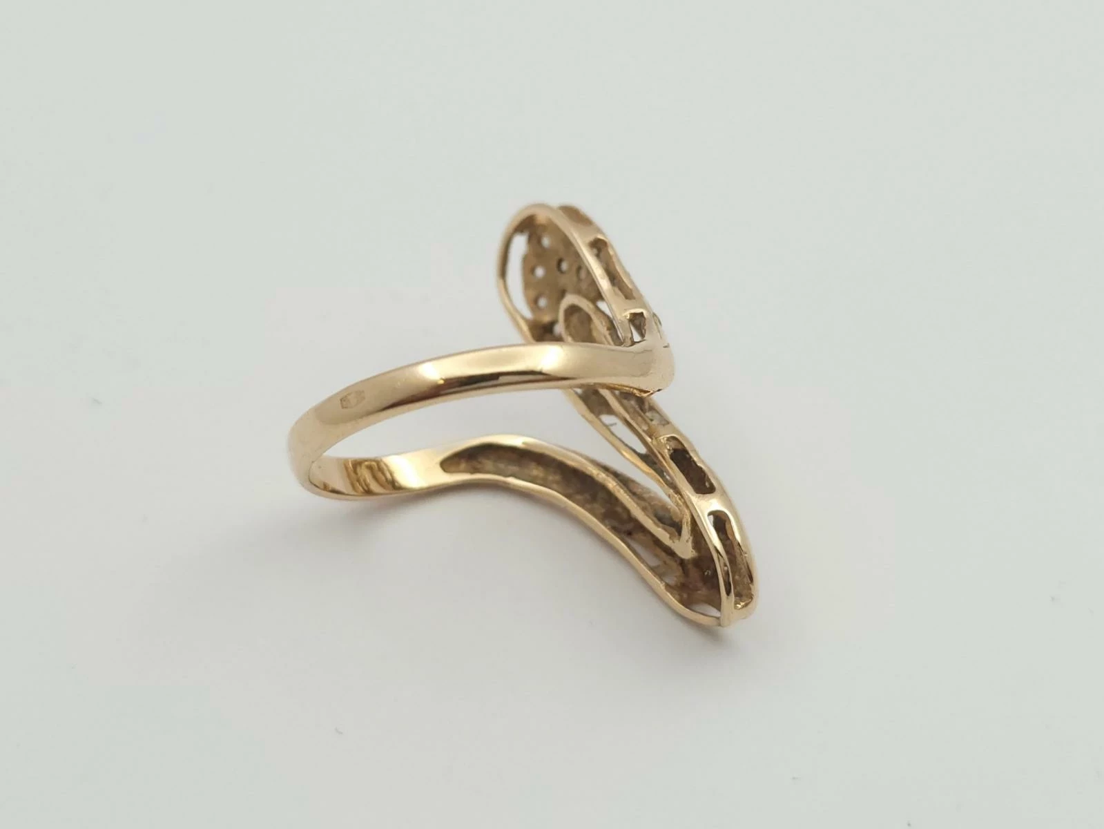 zloty-pierscionek-cyrkonie-585-14k-r17-411g-cechy-brak