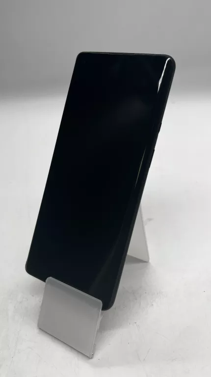 TELEFON ONE PLUS 8 PRO 128 / 8