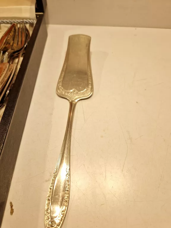 SZTUĆCE PLATEROWE
