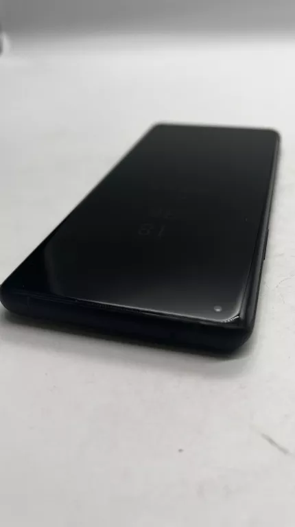 TELEFON ONE PLUS 8 PRO 128 / 8