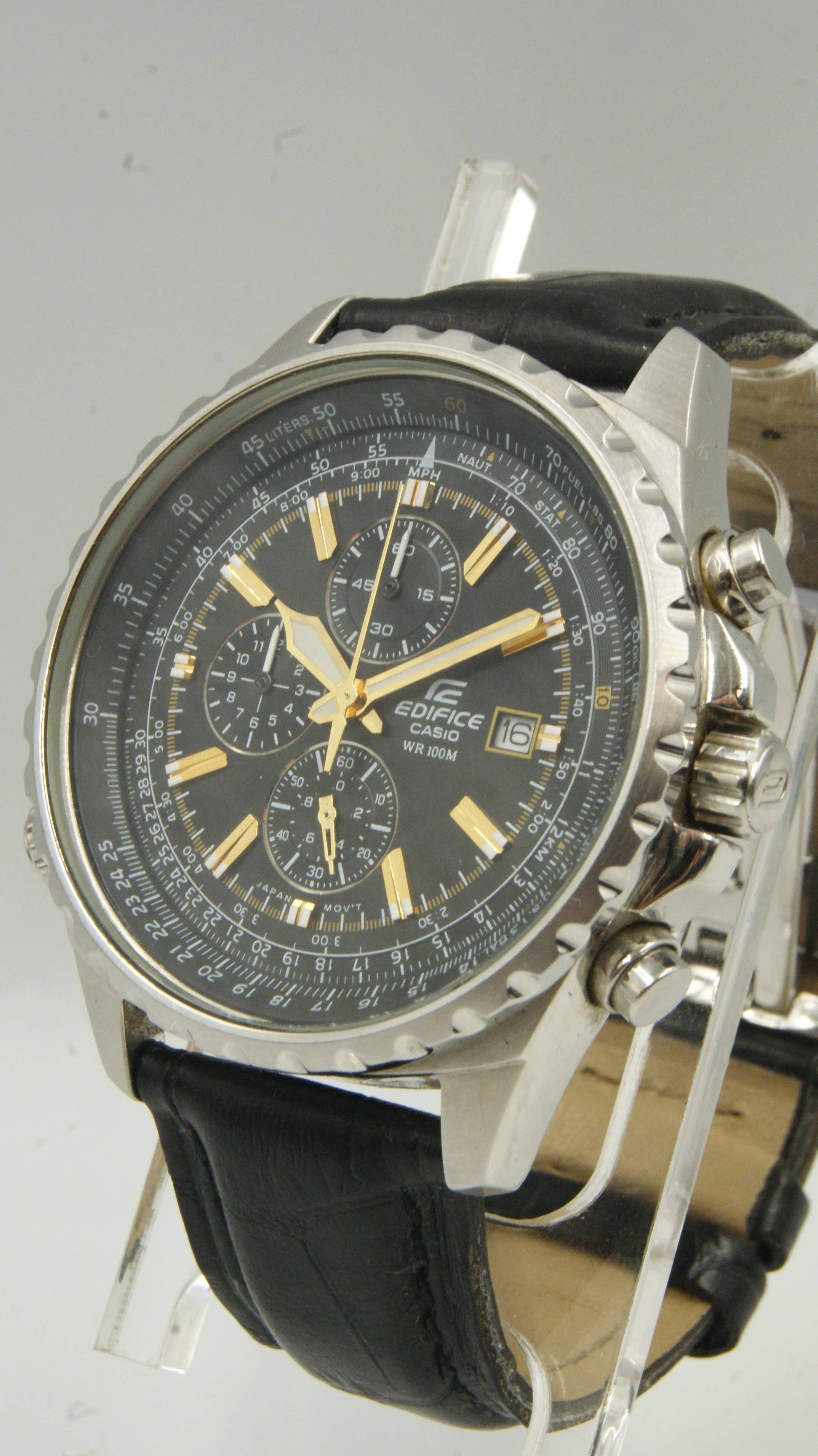 zegarek-meski-casio-edifice-ef-527l-1avef-funkcje-datownik