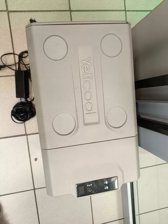 LODÓWKA TURYSTYCZNA YETICOOL BX30 GREY