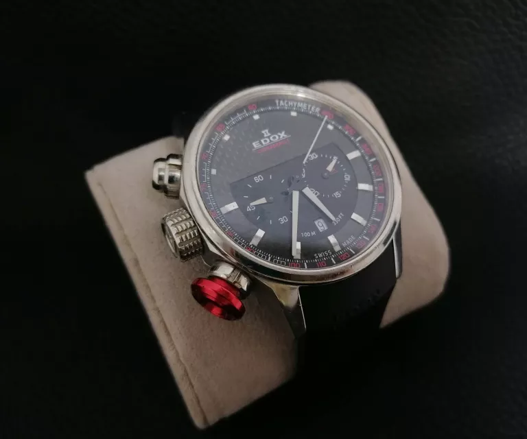 szwajcarski-zegarek-edox-wrc-chronorally-funkcje-brak