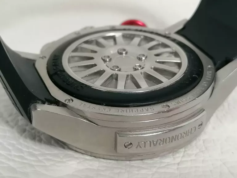 szwajcarski-zegarek-edox-wrc-chronorally-typ-nareczny