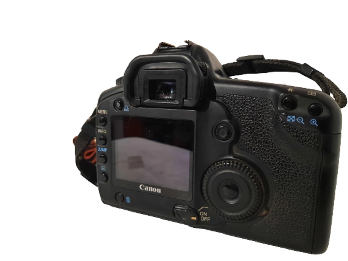 canon-eos-5d-ds126091-mark-i-obiektyw-sigma-a-17-35-mm-f28-4-rozmiar-matrycy-pelna-klatka