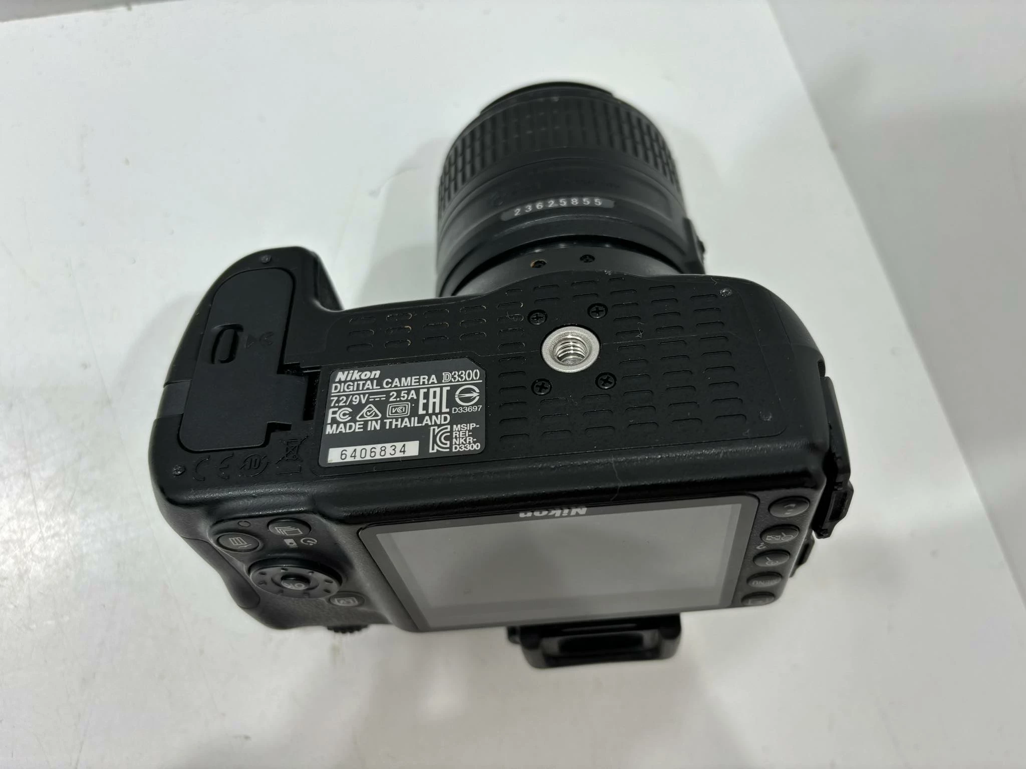 aparat-lustrzanka-nikon-d3300-lad-mikrofon-rozmiar-matrycy-aps-c