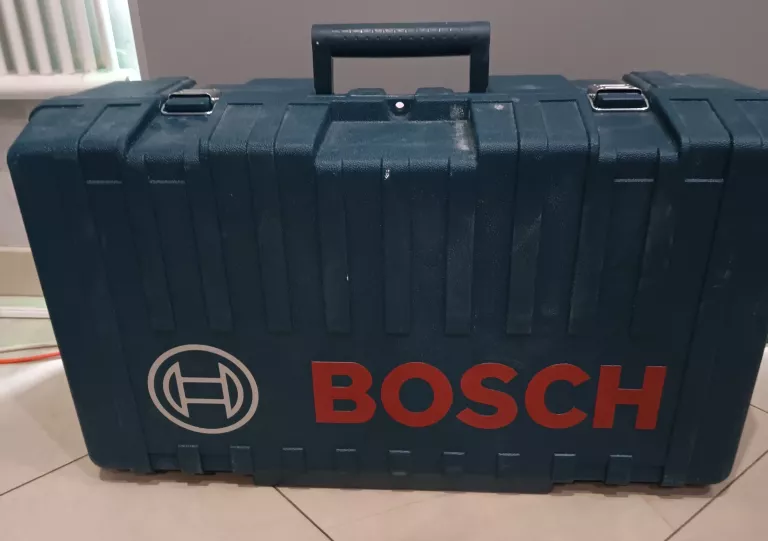 BOSCH SZLIFIERKA DO ŚCIAN GIPSU ŻYRAFA GTR 550+WALIZKA+PARAGON