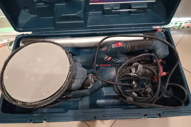 BOSCH SZLIFIERKA DO ŚCIAN GIPSU ŻYRAFA GTR 550+WALIZKA+PARAGON