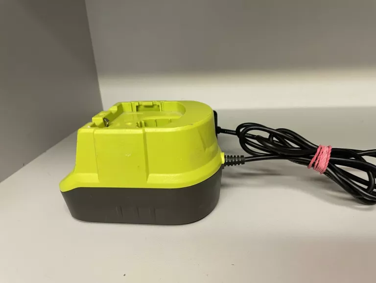 ŁADOWARKA RYOBI RC18120