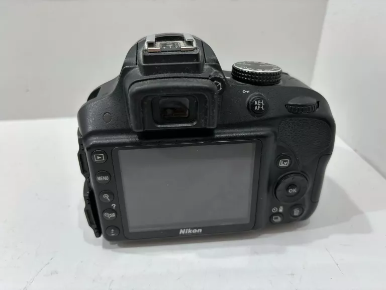 aparat-lustrzanka-nikon-d3300-lad-mikrofon-rozdzielczosc-2010