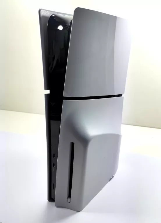 konsola-ps5-1tb-kompletny-zestaw-gra-fv-stan-uzywany