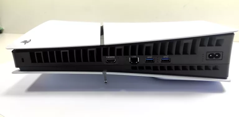 konsola-ps5-1tb-kompletny-zestaw-gra-fv-wersja-playstation-5