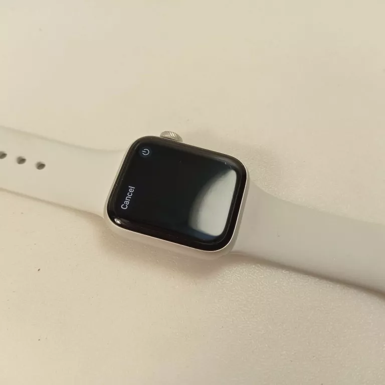 SAMRTWATCH APPLE WATCH SE